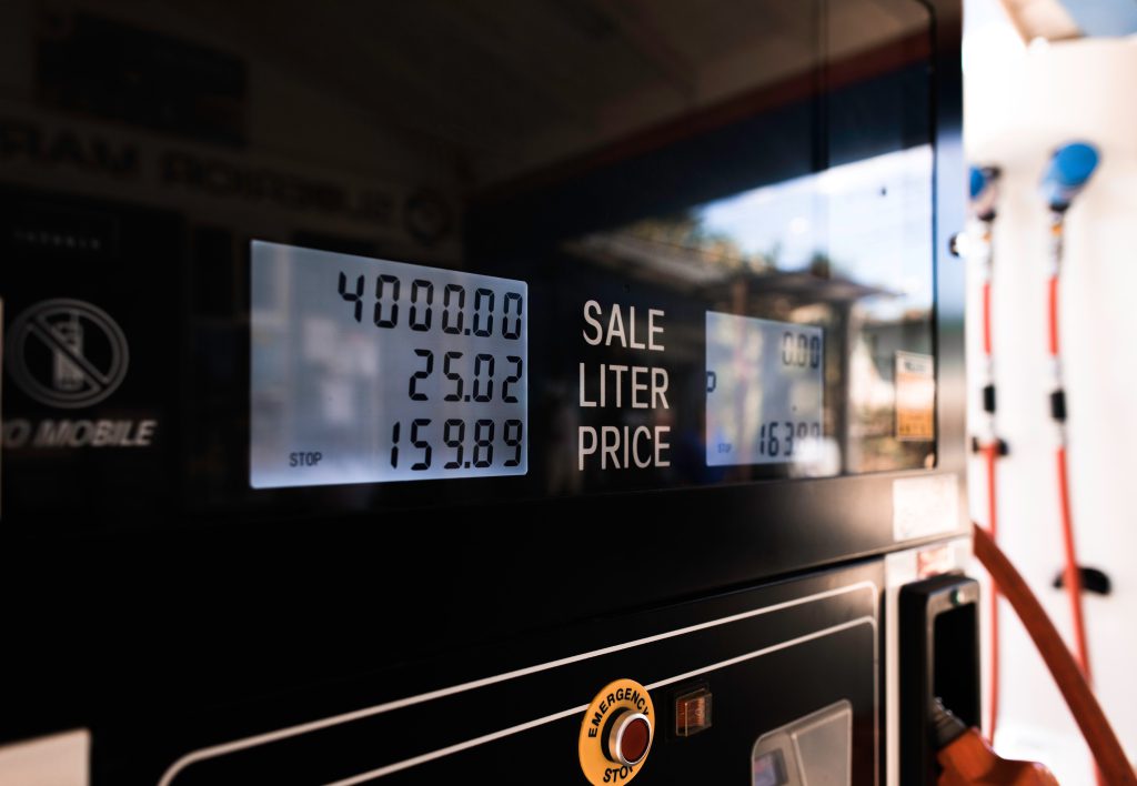 Wózek widłowy elektryczny czy spalinowy?