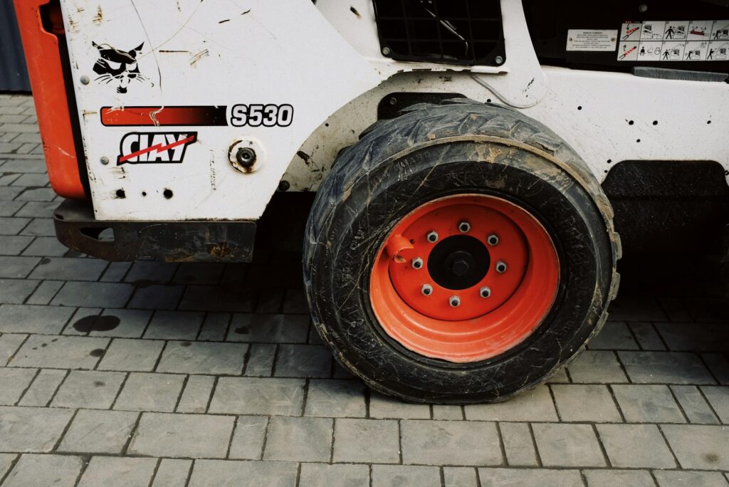 Bobcat na SaMoTer 2026: nowa generacja serii R i model T650 bez AdBlue